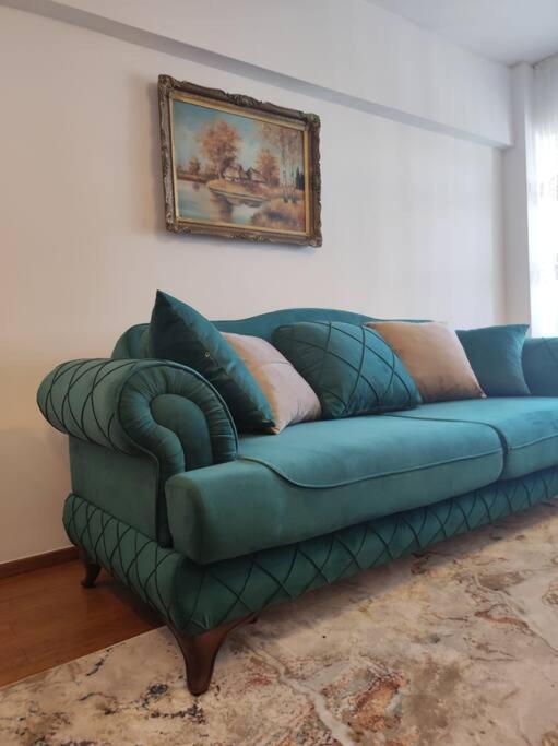 L'Imerald Ultra-Central Apartment-Artesian Fountains View บูคาเรสต์ ภายนอก รูปภาพ